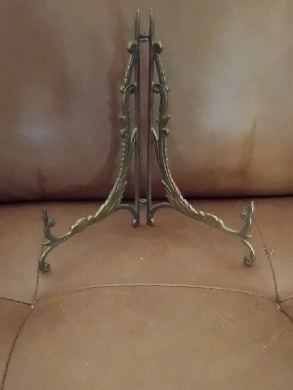 Antique-Style Brass Display Easel Stand - Gold